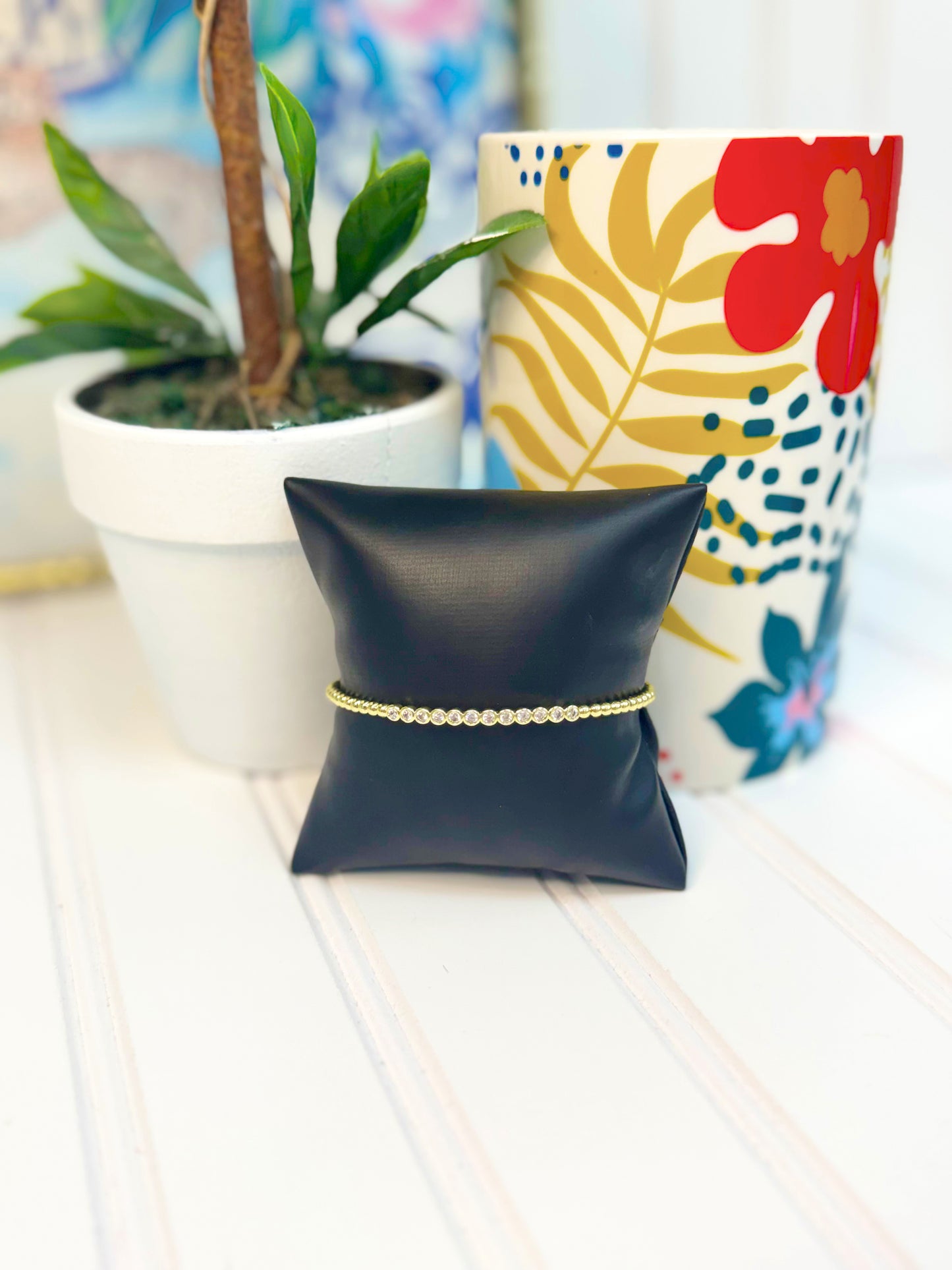 Ava Cuff