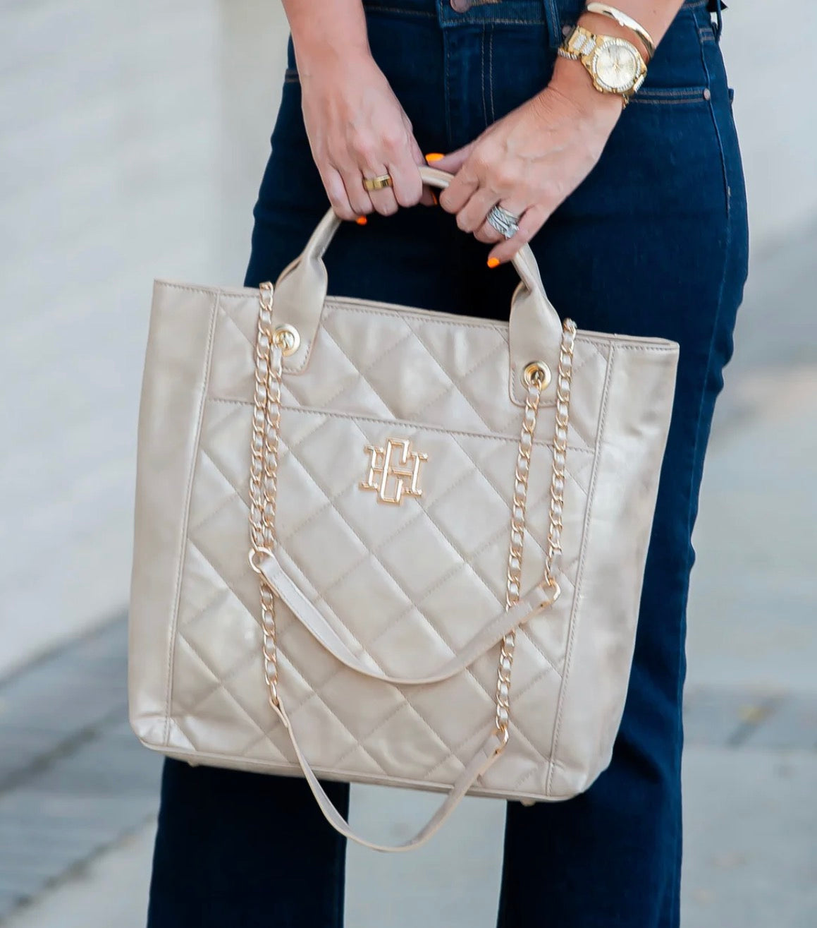 Kinzley Tote - Gold Shimmer