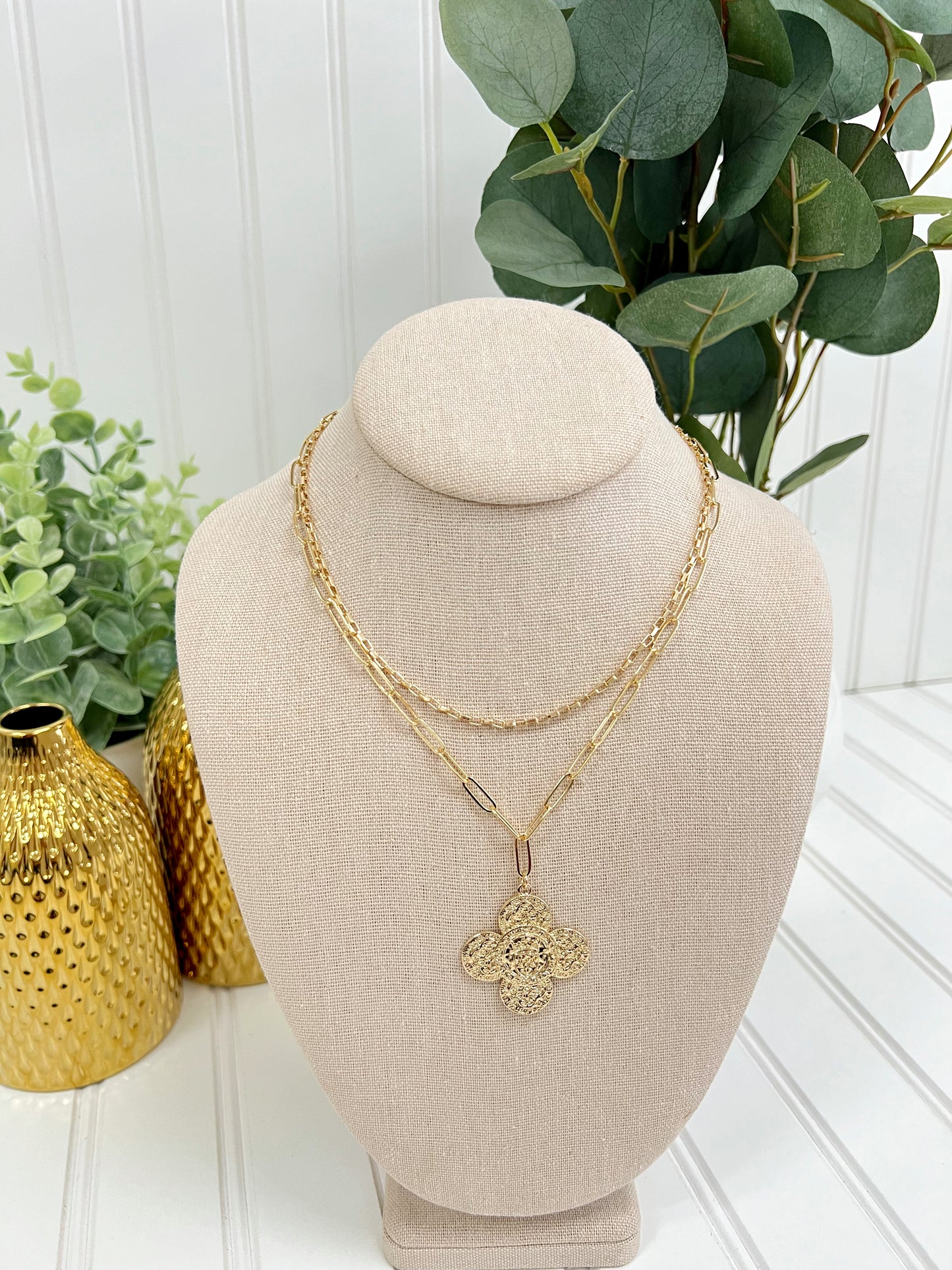 Lacy Necklace